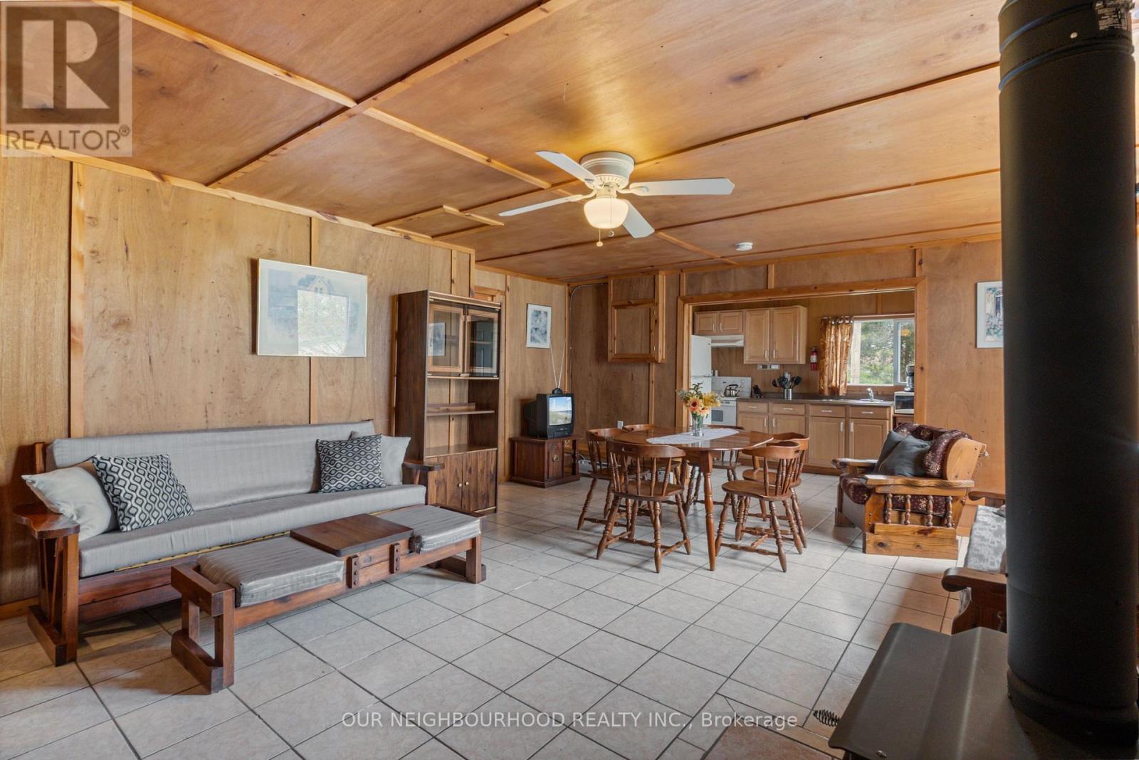 10 Richardson Road, Prince Edward County, Ontario  K0K 2T0 - Photo 30 - X12144380