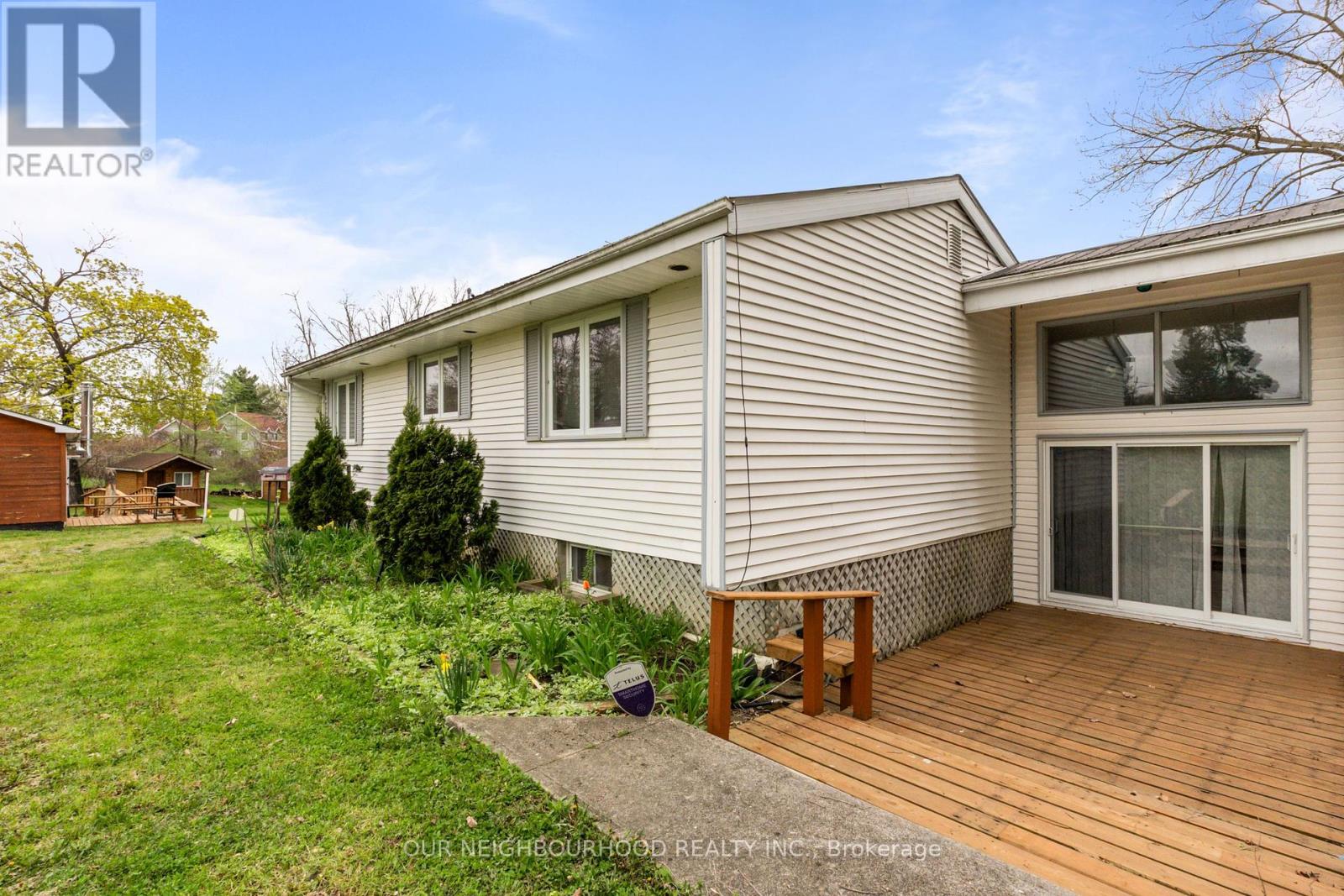 10 Richardson Road, Prince Edward County, Ontario  K0K 2T0 - Photo 38 - X12144380