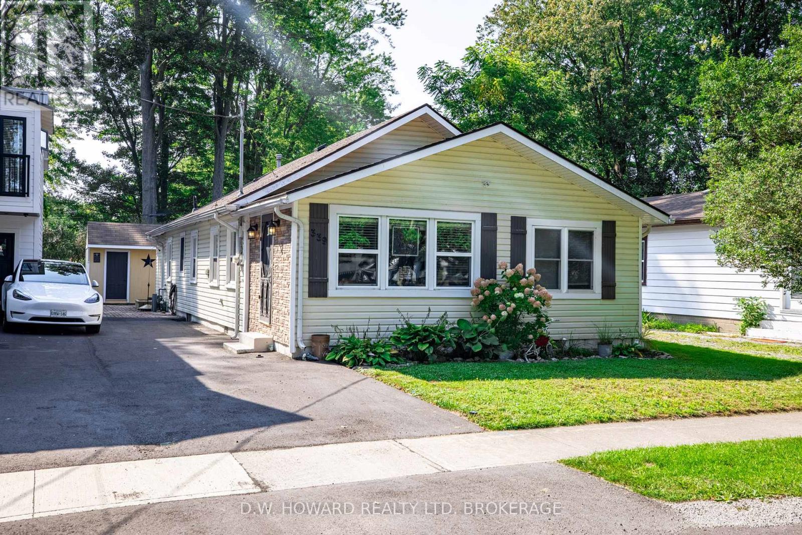 Property at 339 BEECHWOOD AVENUE image 4