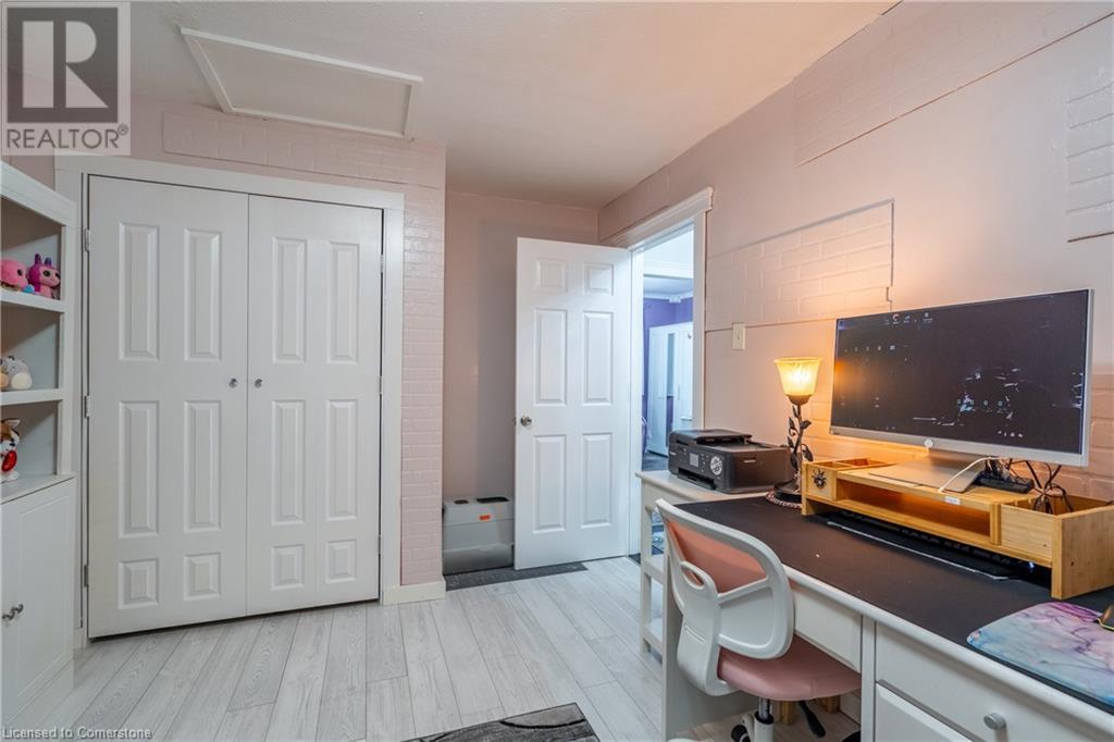 511 Stone Church Road W, Hamilton, Ontario  L9B 1A5 - Photo 20 - 40727671
