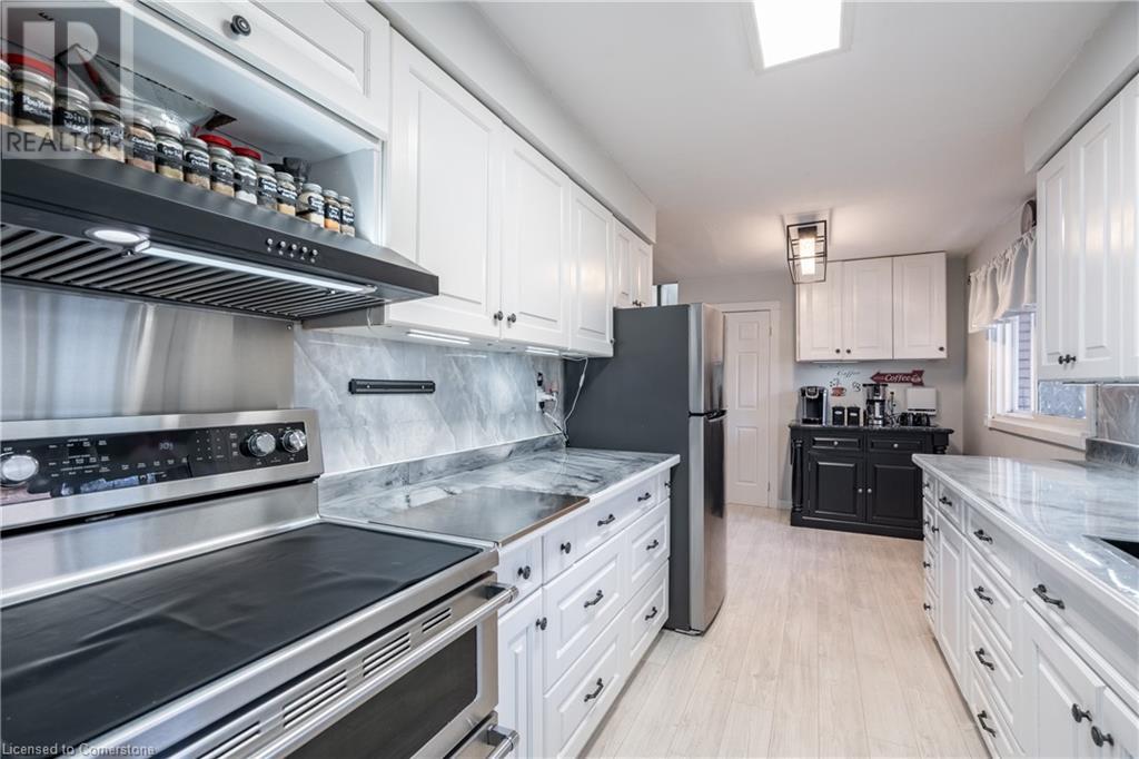 511 Stone Church Road W, Hamilton, Ontario  L9B 1A5 - Photo 13 - 40727671