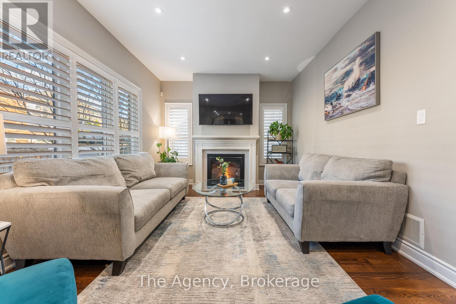 3349 Cline Street, Burlington, Ontario  L7M 0J9 - Photo 11 - W12090118
