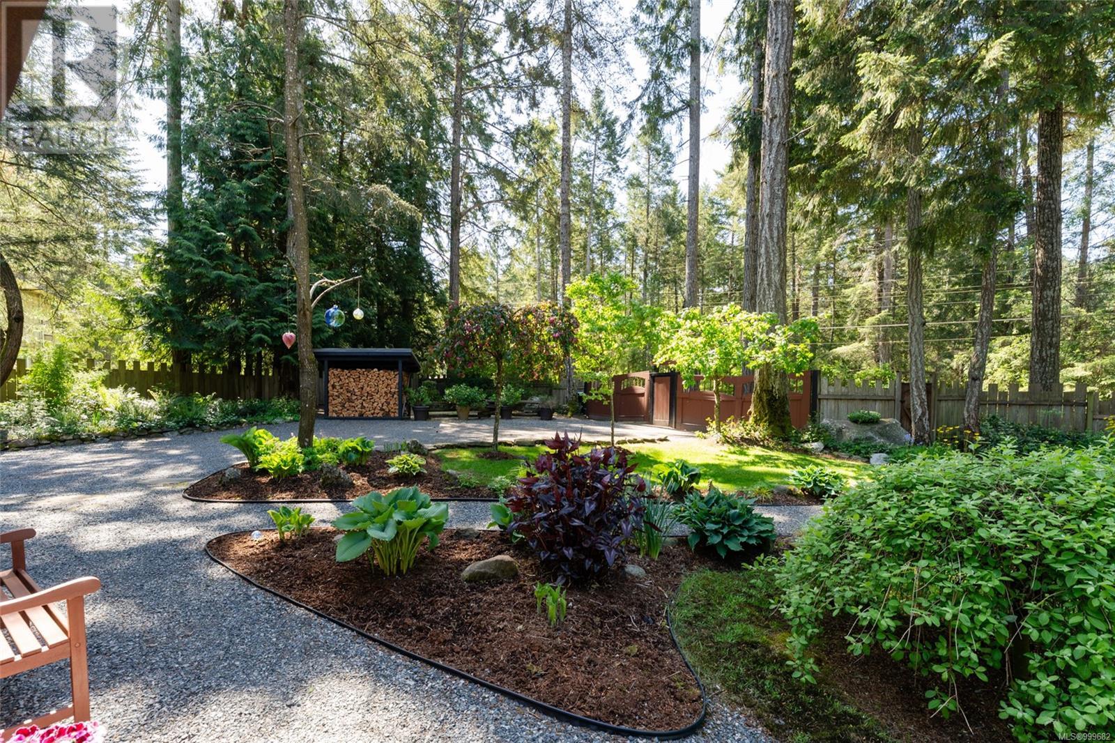 1126 North Rd, Gabriola Island, British Columbia  V0R 1X3 - Photo 56 - 999682