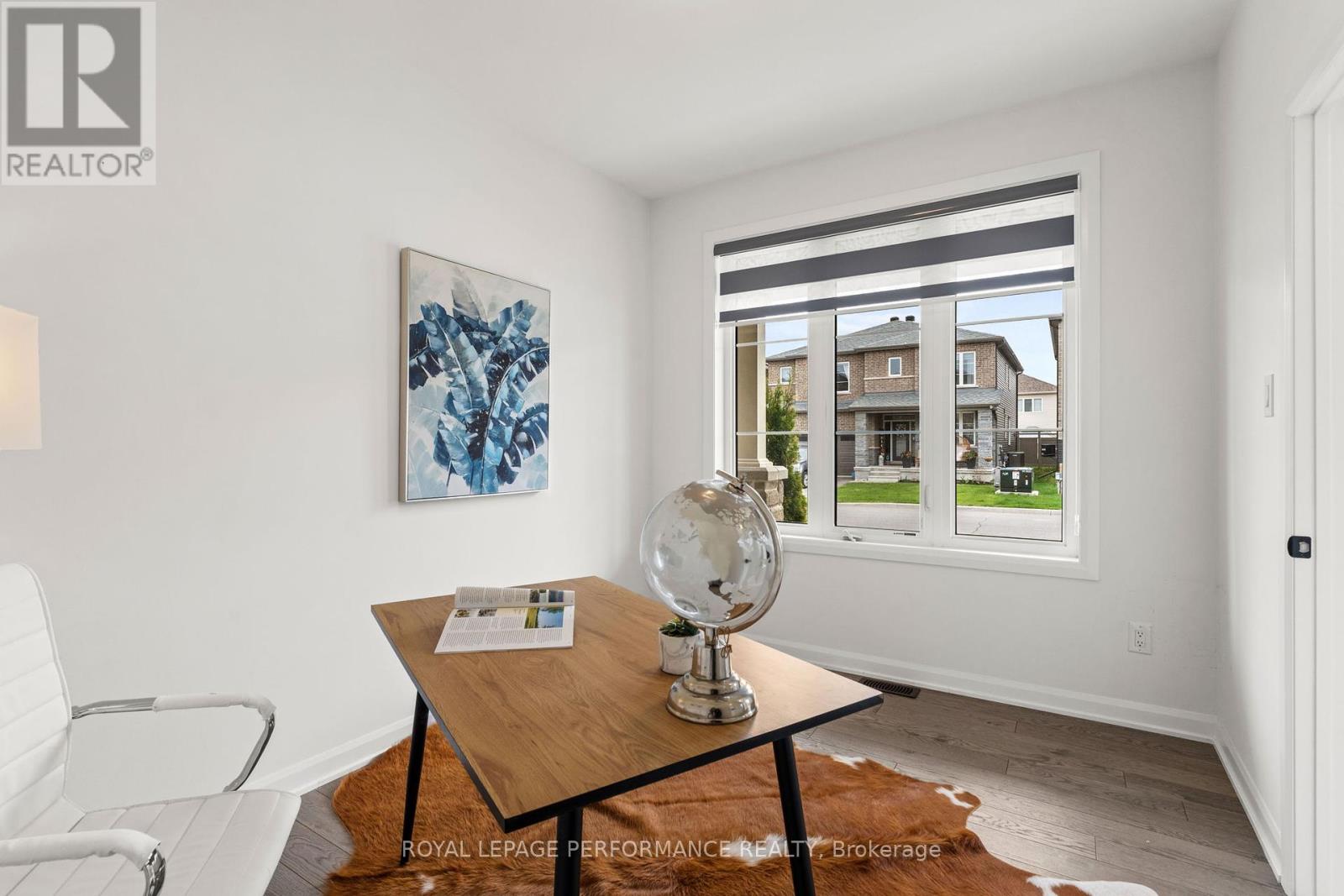 95 Ralph Erfle Way, Ottawa, Ontario  K2J 6W2 - Photo 4 - X12144527