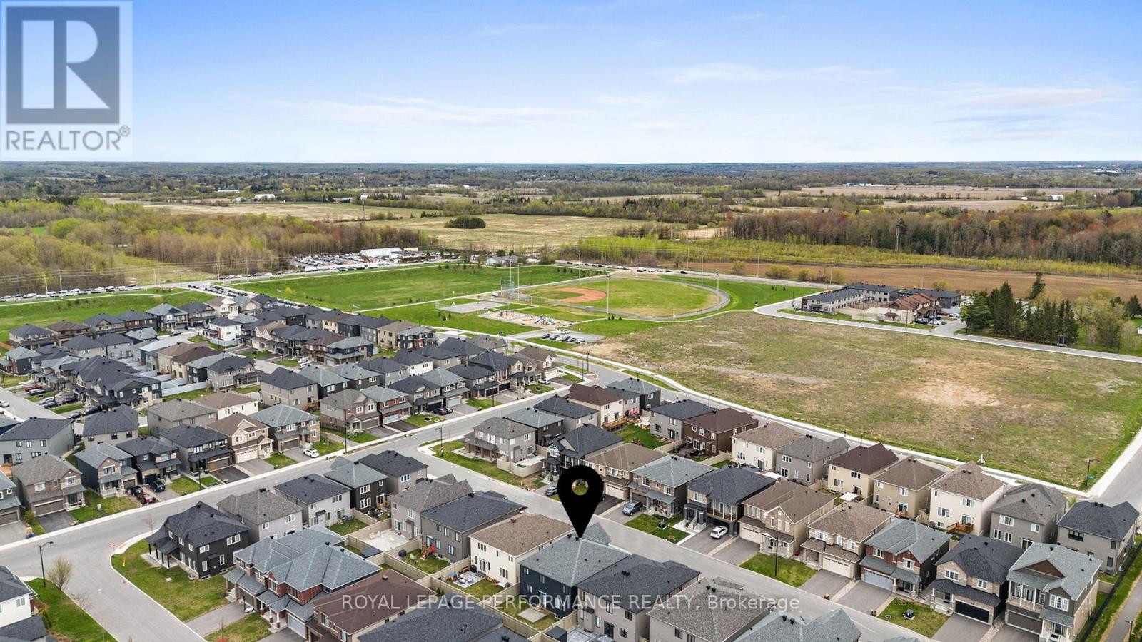 95 Ralph Erfle Way, Ottawa, Ontario  K2J 6W2 - Photo 40 - X12144527