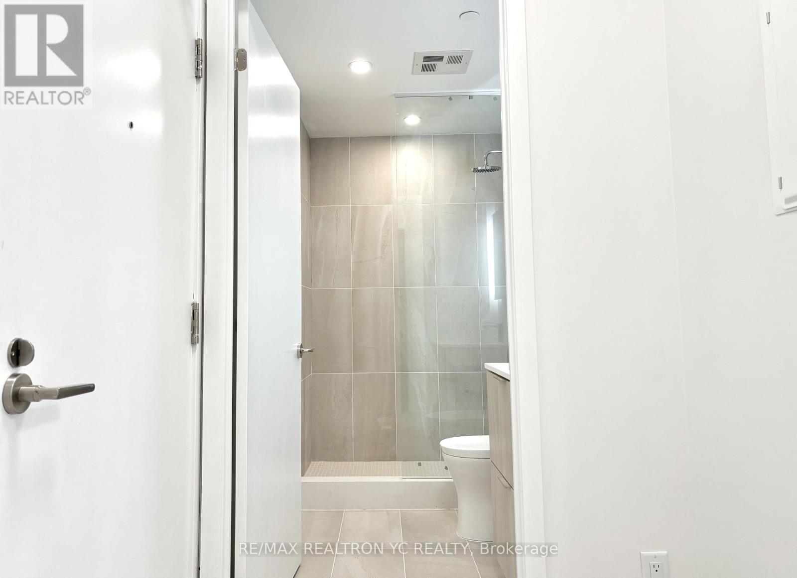 908 - 185 Alberta Avenue, Toronto, Ontario  M6C 0A5 - Photo 15 - C12141459