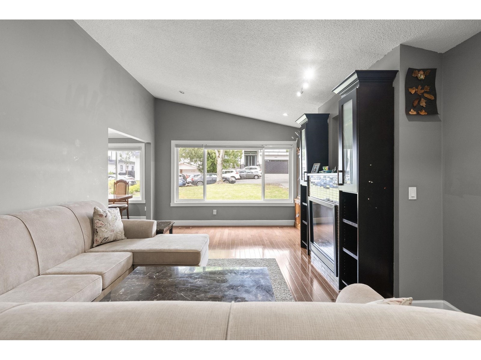 15042 85a Avenue, Surrey, British Columbia  V3S 6A5 - Photo 3 - R3001197