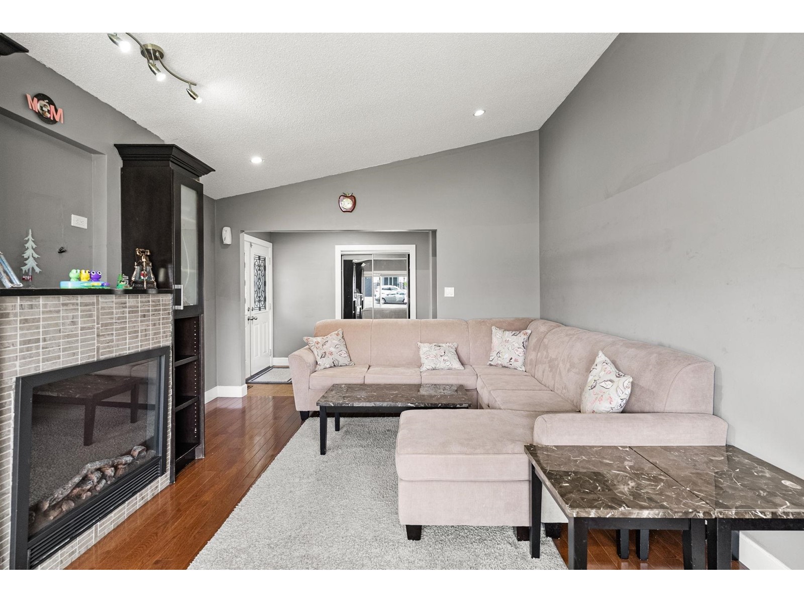 15042 85a Avenue, Surrey, British Columbia  V3S 6A5 - Photo 6 - R3001197