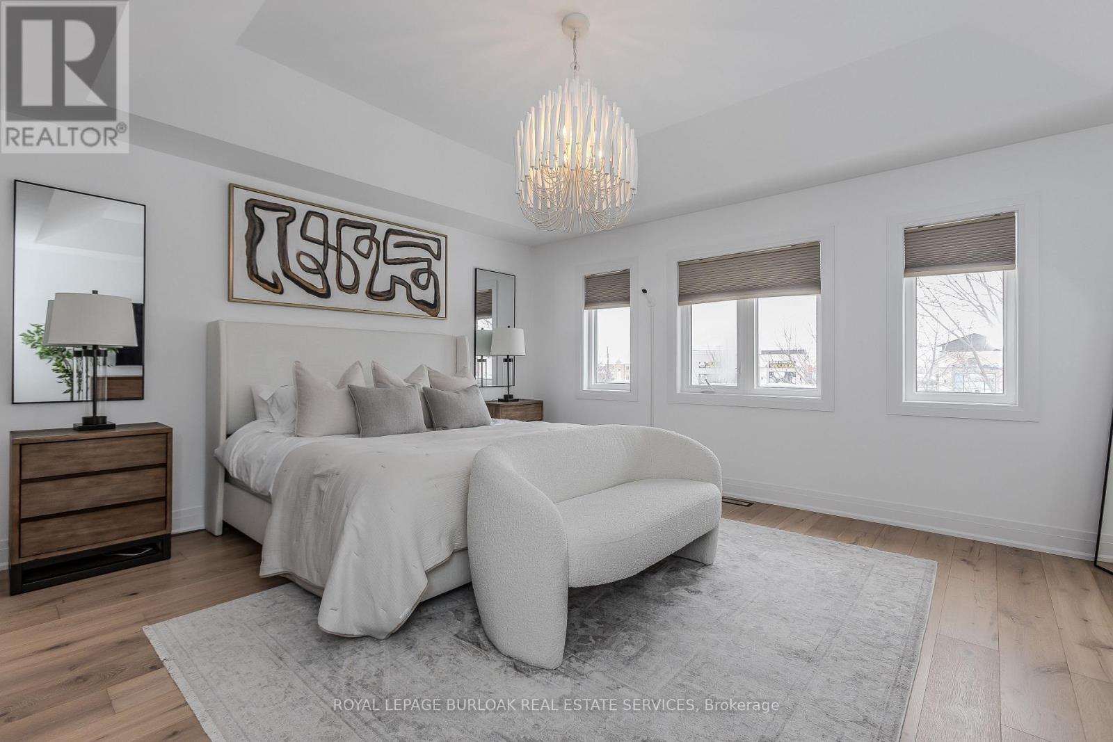 4270 Carrick Street, Burlington, Ontario  L7M 0N3 - Photo 16 - W12073033