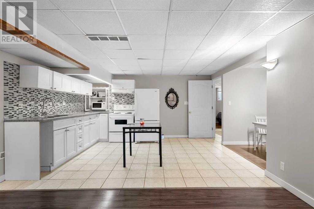 63 Midglen Way Se, Calgary, Alberta  T2X 1G3 - Photo 28 - A2218950