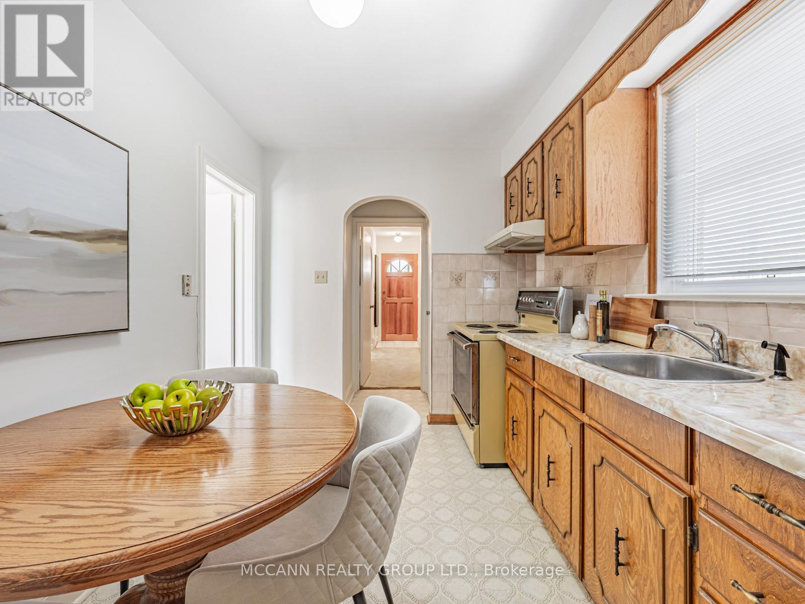 407 Roselawn Avenue, Toronto, Ontario  M5N 1J9 - Photo 14 - C12144265