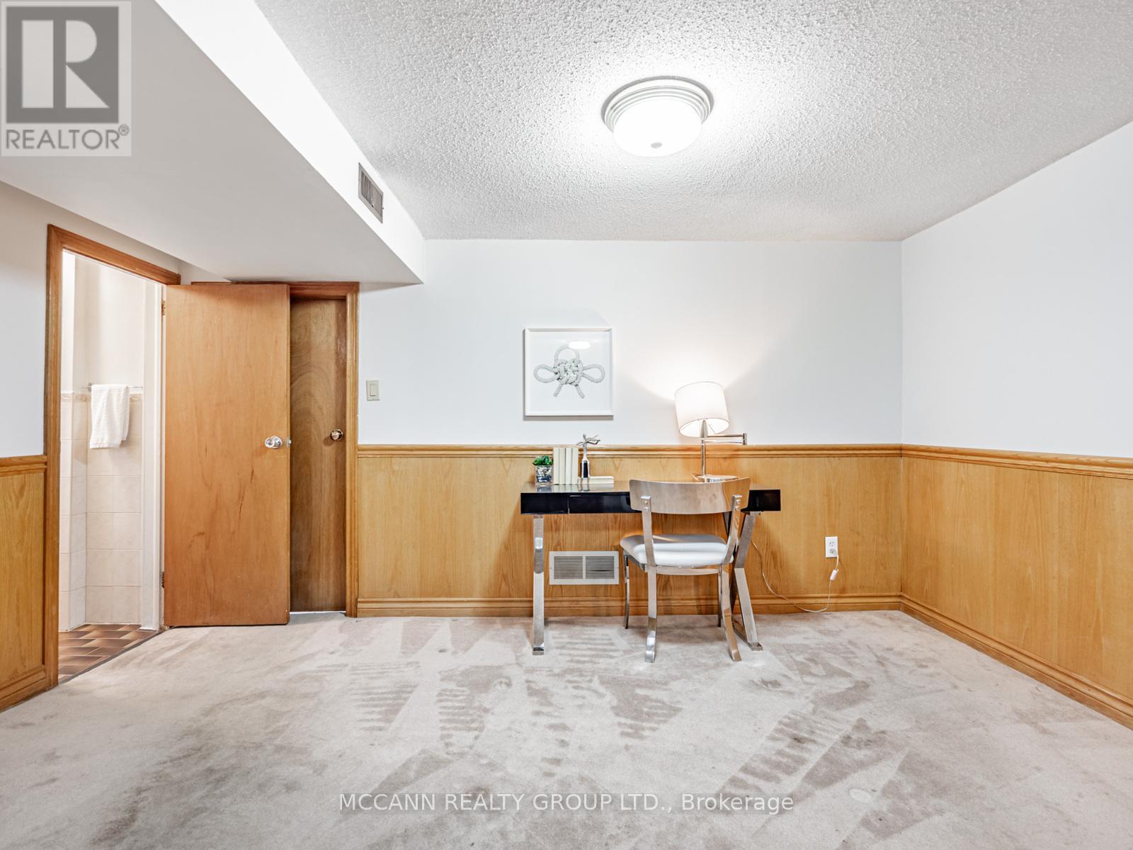 407 Roselawn Avenue, Toronto, Ontario  M5N 1J9 - Photo 30 - C12144265
