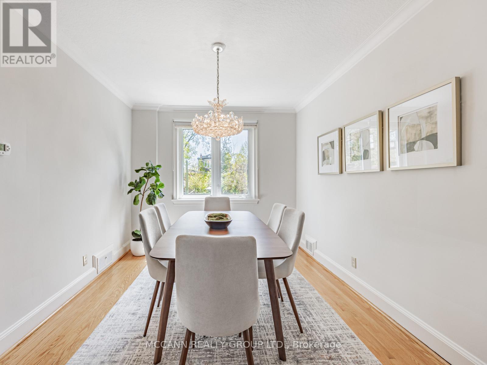 407 Roselawn Avenue, Toronto, Ontario  M5N 1J9 - Photo 9 - C12144265