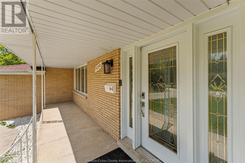 1520 Normandy, Lasalle, Ontario  N9J 1J1 - Photo 4 - 25011973