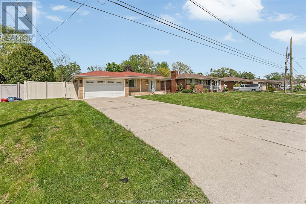 1520 Normandy, Lasalle, Ontario  N9J 1J1 - Photo 2 - 25011973