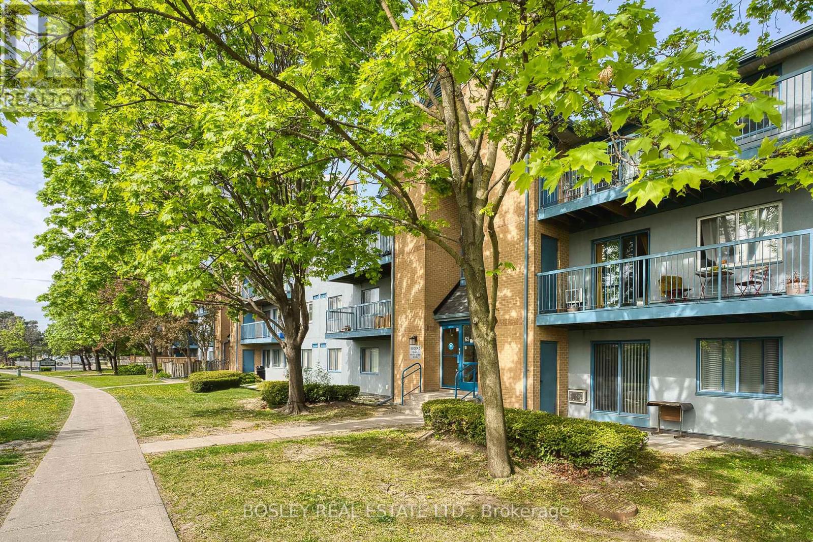 Property at 311 - 65 TRAILWOOD DRIVE image 4