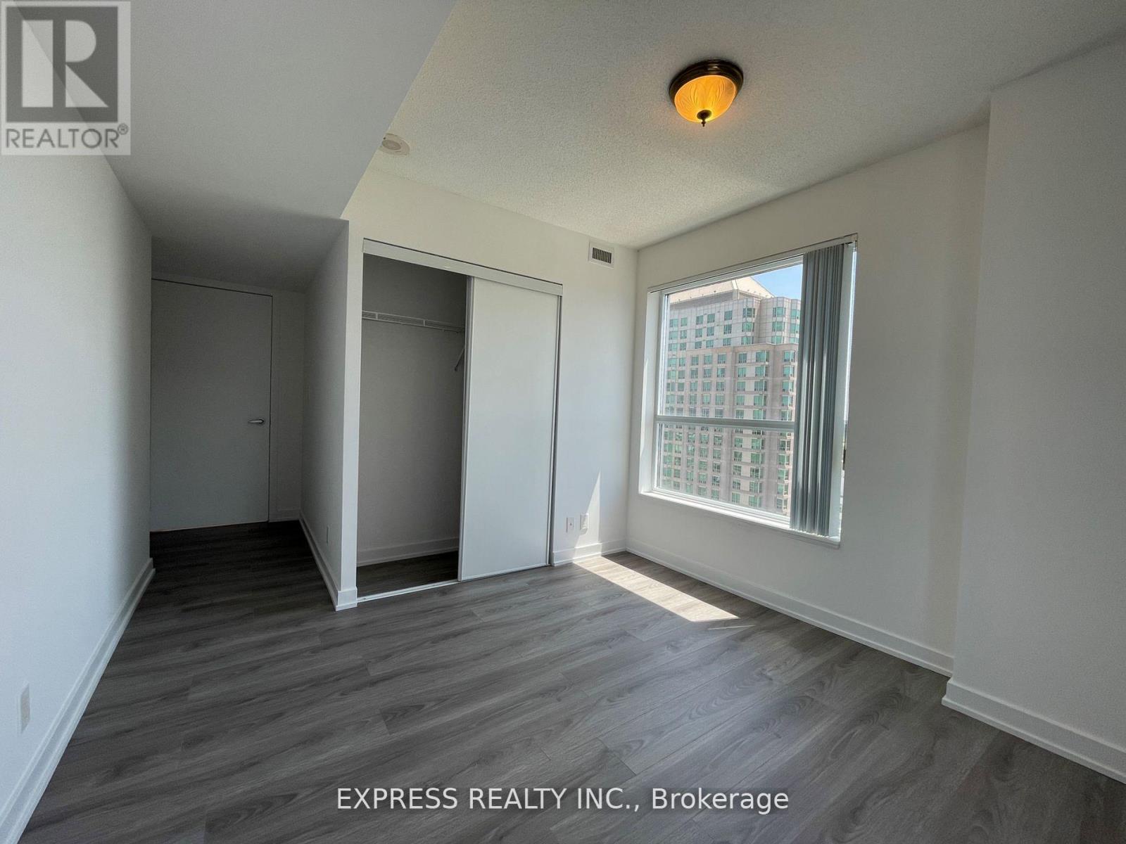 1910 - 38 Lee Centre Drive, Toronto, Ontario  M1H 3J7 - Photo 11 - E12144248