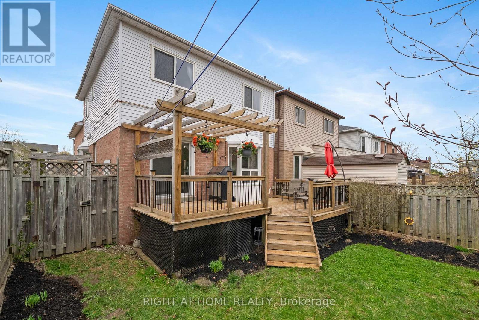 29 Fairmeadow Place, Whitby, Ontario  L1N 8W6 - Photo 34 - E12144292