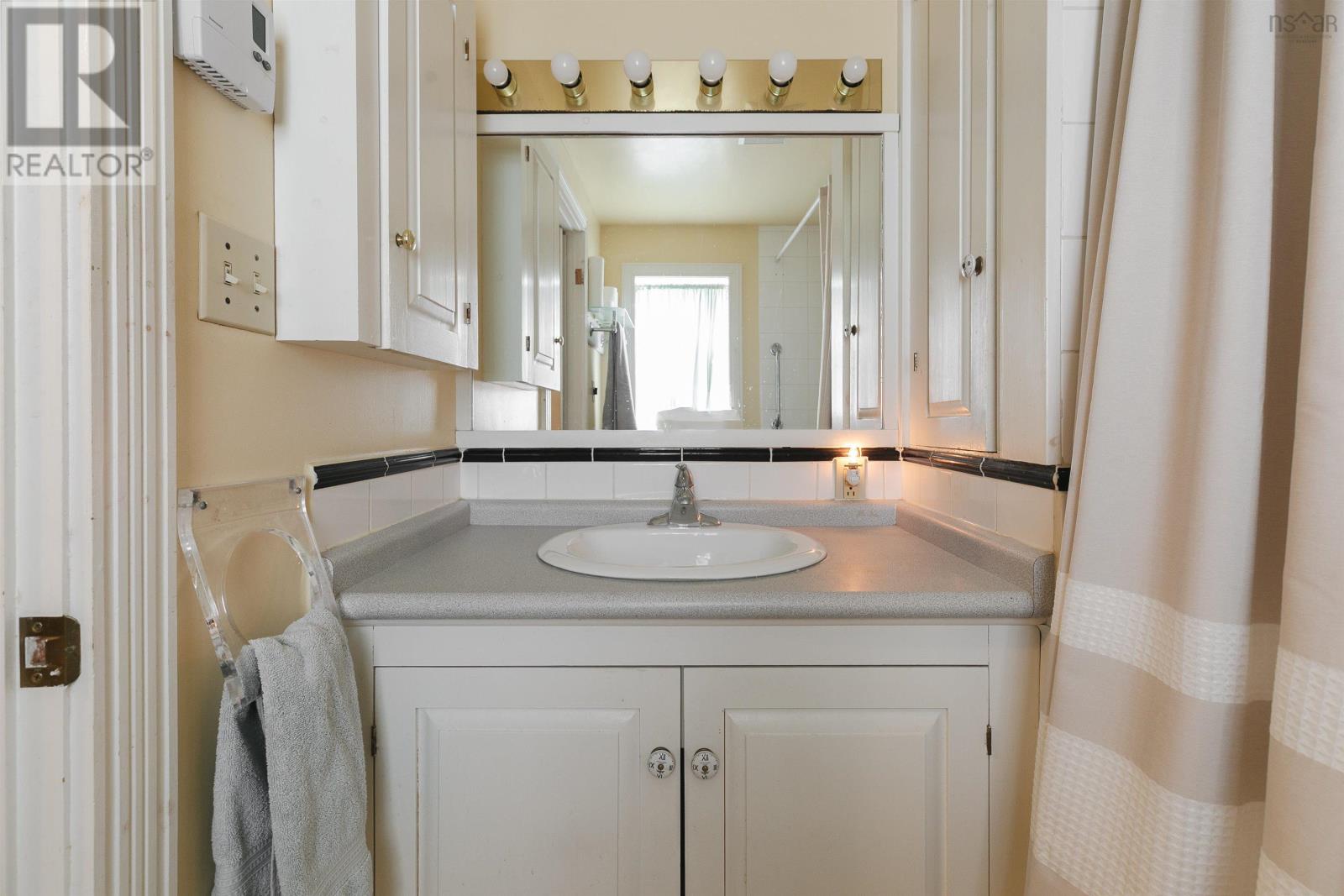328 Main Street, Mahone Bay, Nova Scotia  B0J 2E0 - Photo 27 - 202510785