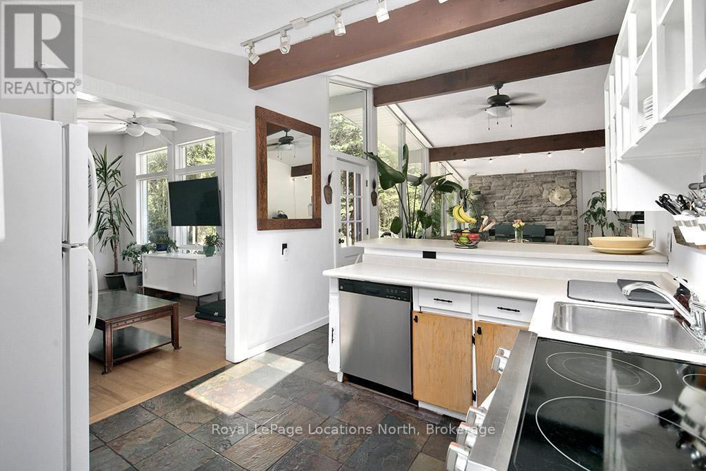 354515 Osprey-Artemesia Townline, Grey Highlands, Ontario  N0C 1E0 - Photo 13 - X12144539