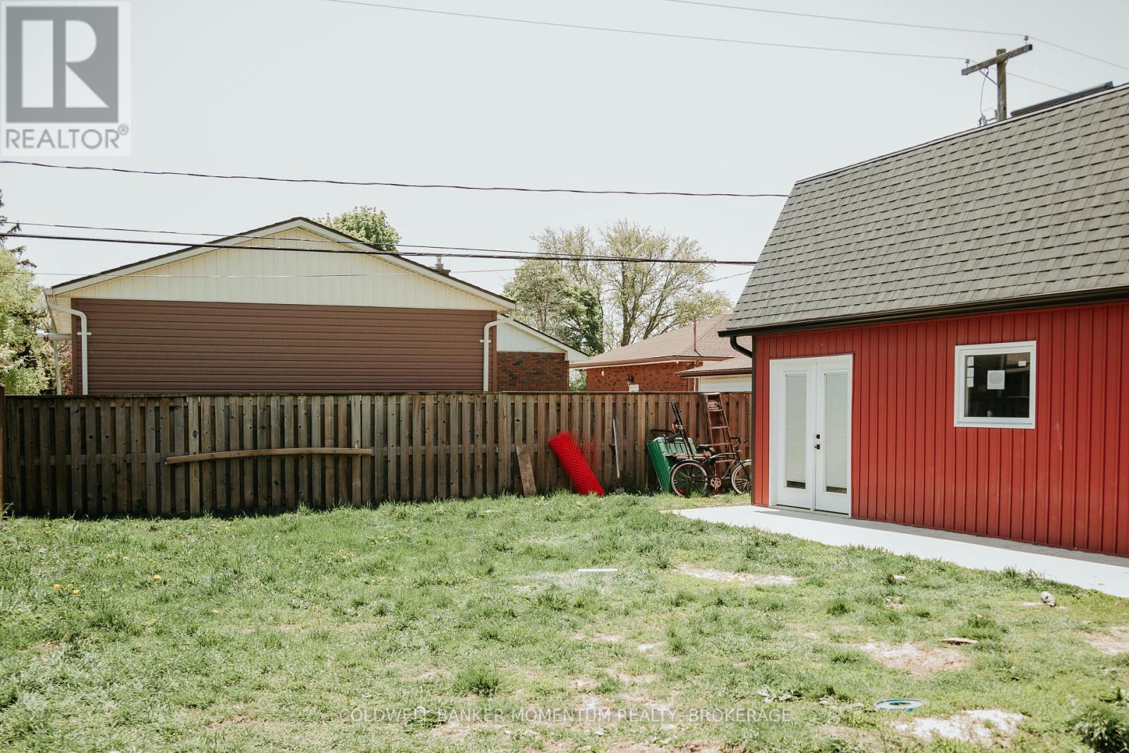Property at 149 SULLIVAN AVENUE image 5