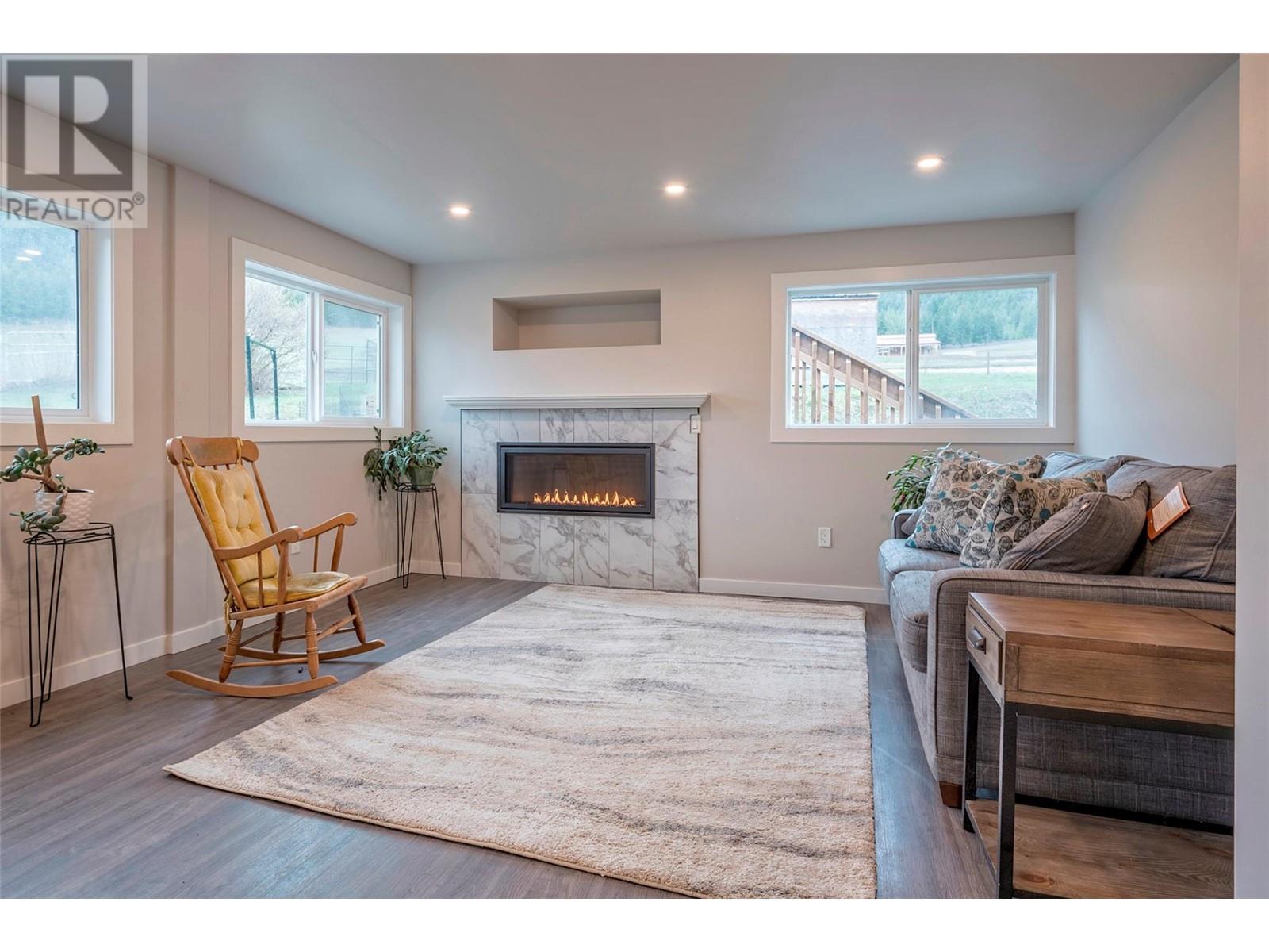 Property at 6449 97 Highway image 4