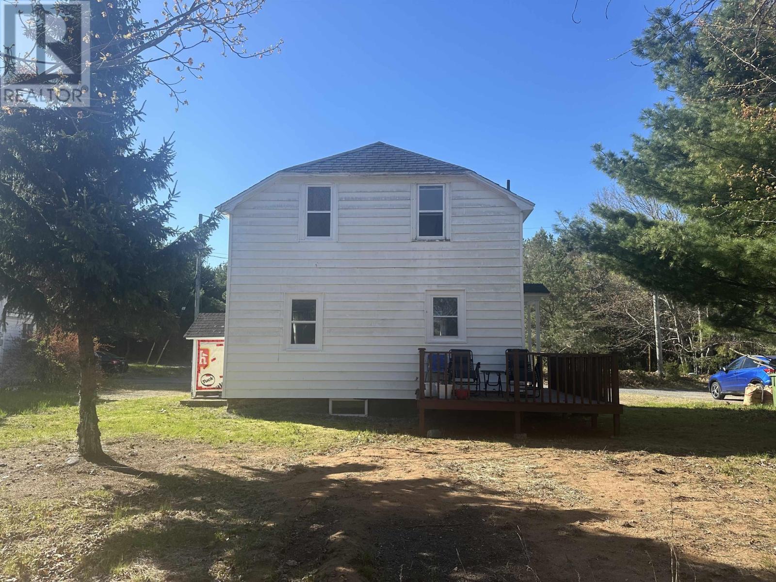 Property at 635 Faculty Drive image 4