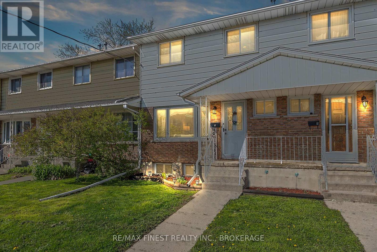 4 - 26 ADDINGTON STREET, loyalist (amherstview), Ontario