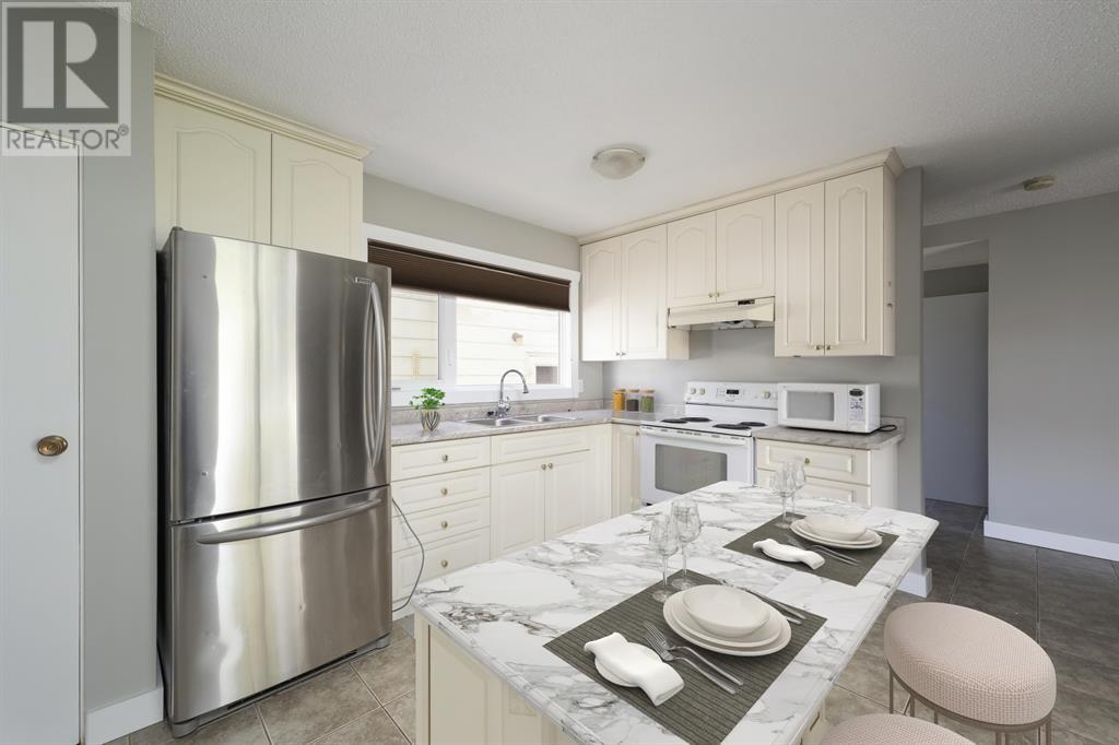 Property at 1 Pond Crescent image 4