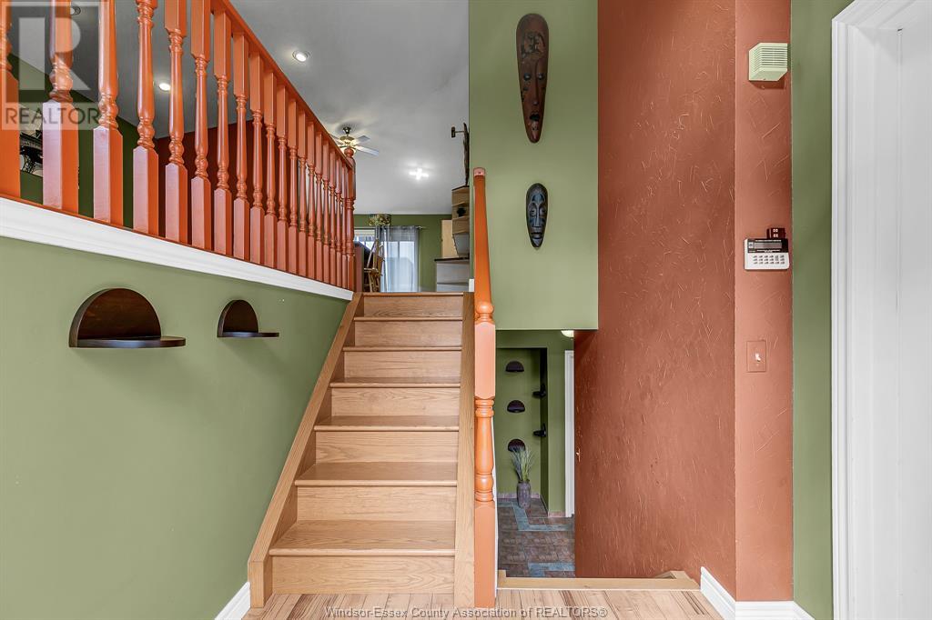 Property at 971 BELLAGIO DRIVE image 4