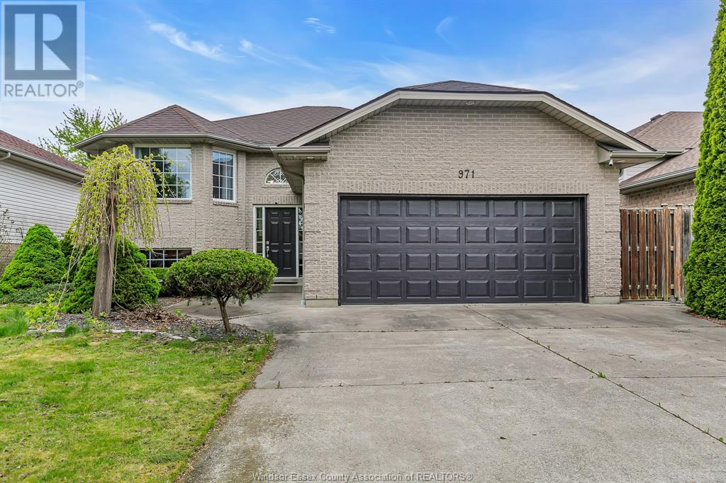 Property at 971 BELLAGIO DRIVE image 1