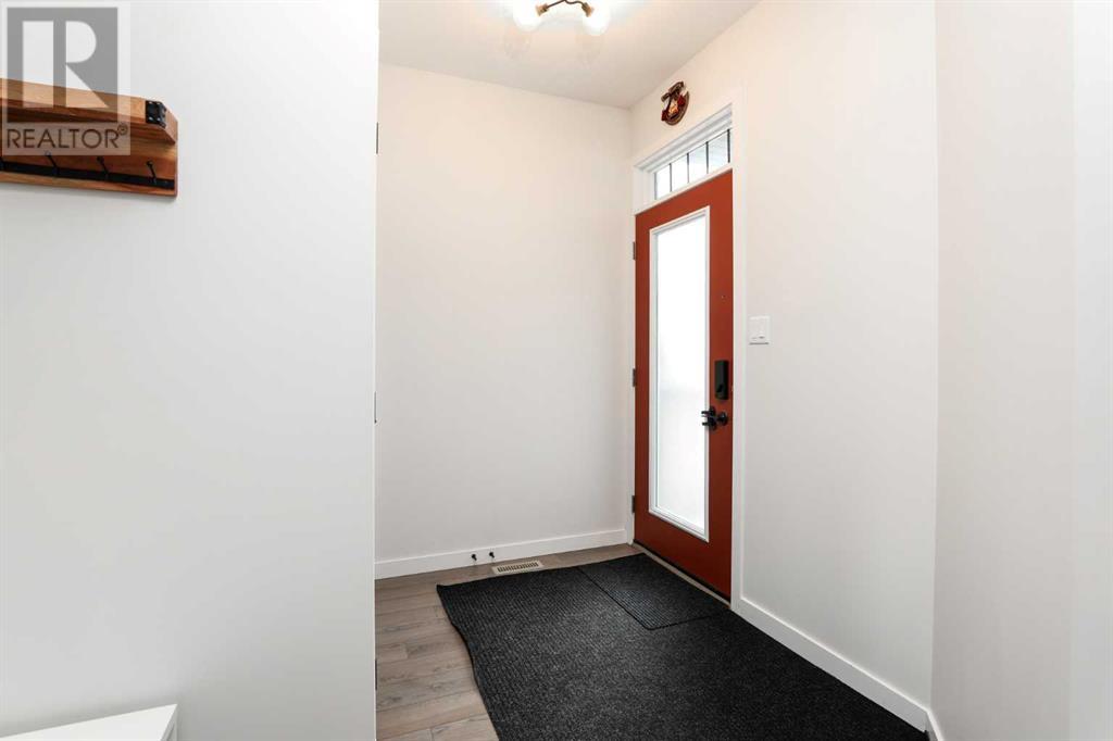 Property at 178 Greywolf Road N image 3