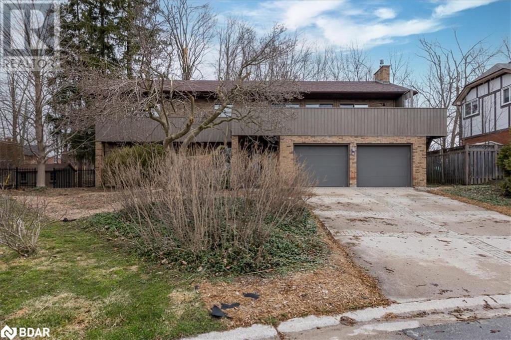 Property at 8 WHITE PINE Place image 1