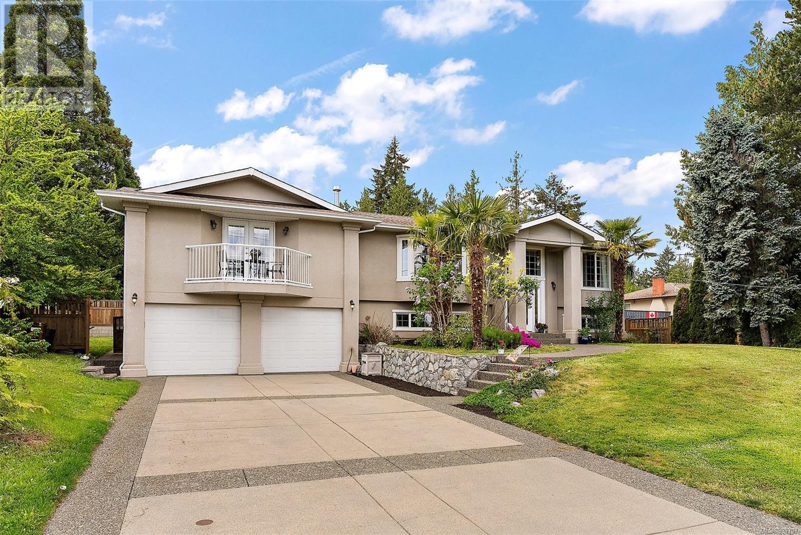 6268 Marie Meadows Rd, Central Saanich, British Columbia  V8Z 5Z8 - Photo 2 - 999707