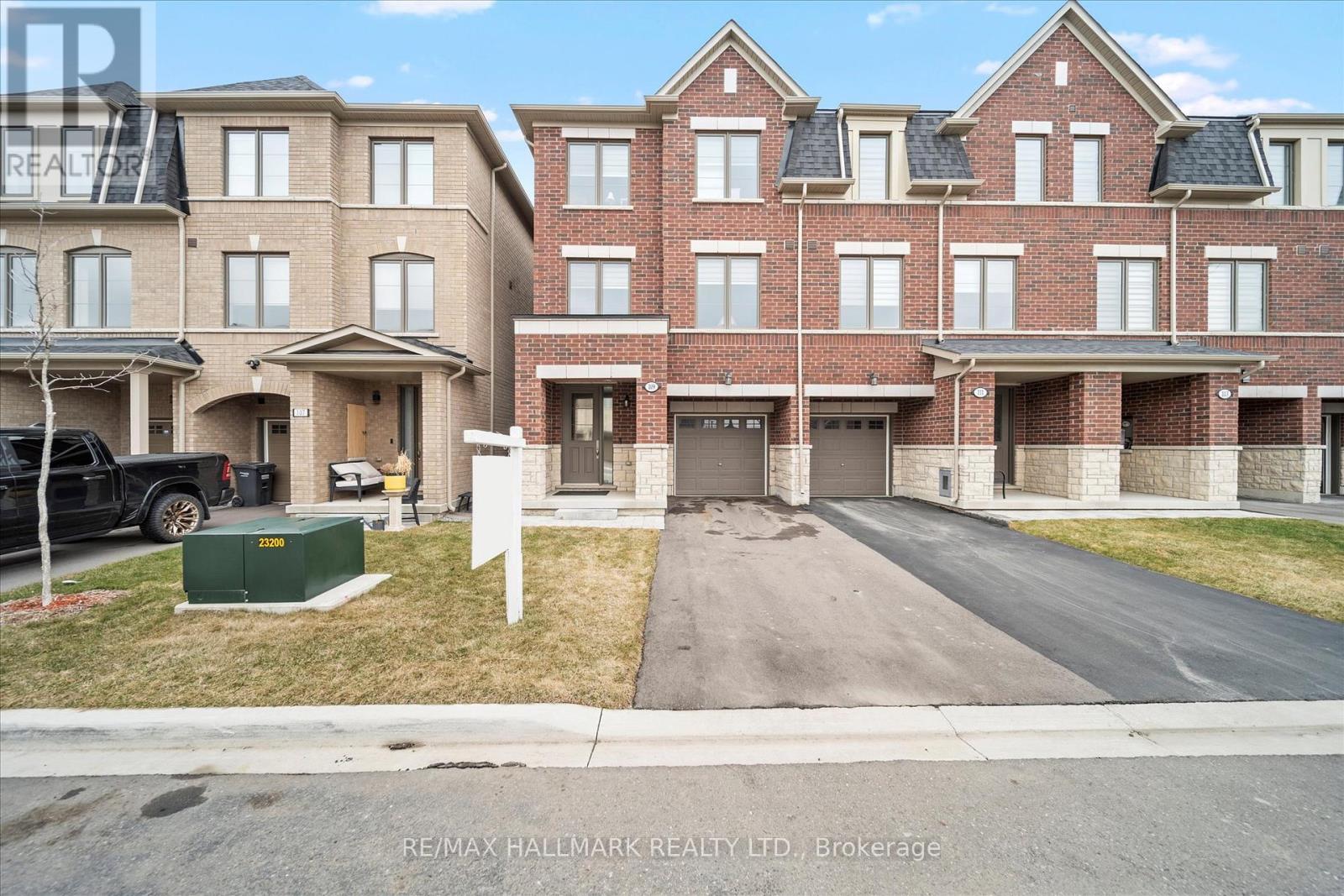 Property at 109 HALLIFORD PLACE image 1