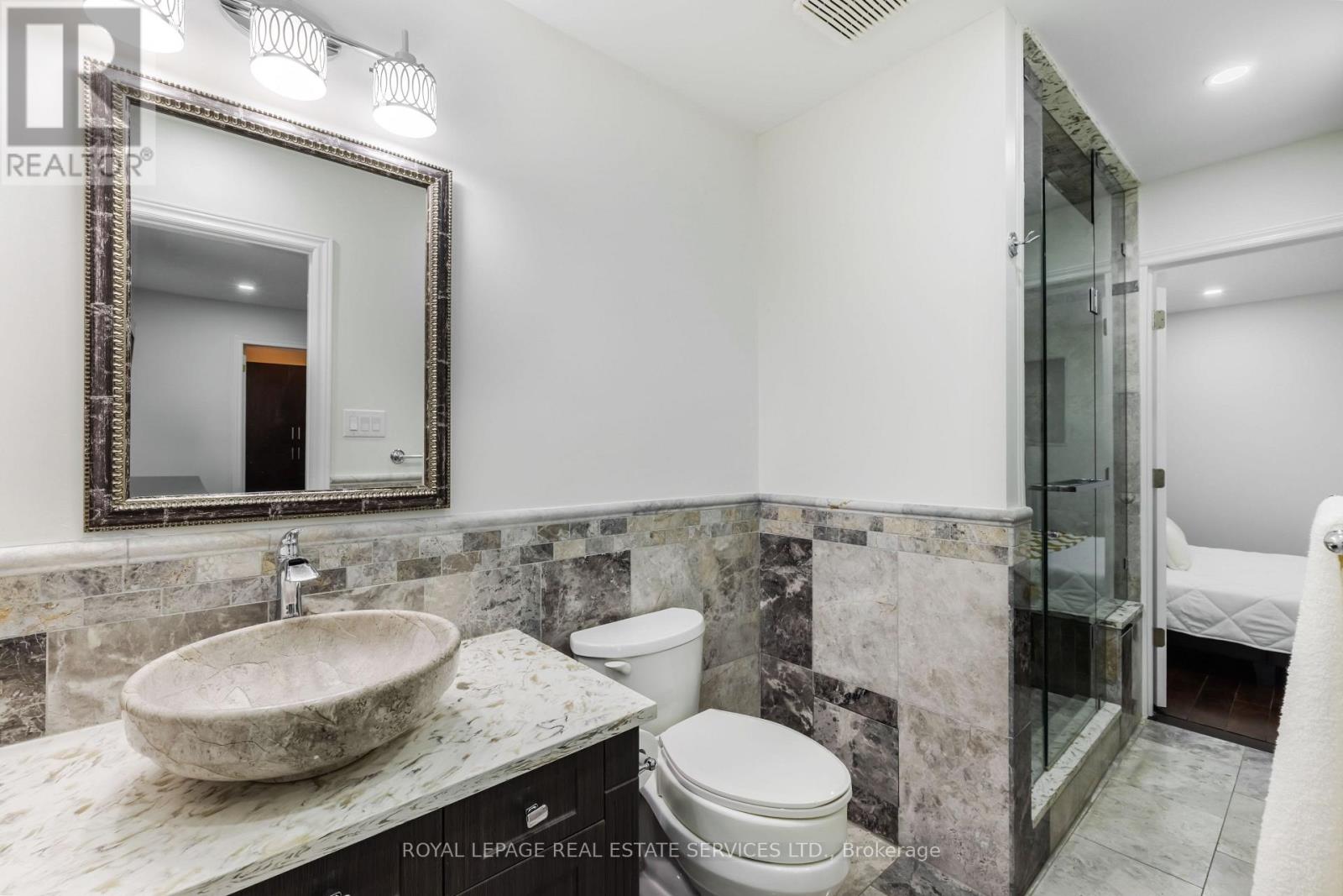 6457 Western Skies Way, Mississauga, Ontario  L5W 1H7 - Photo 28 - W12144274