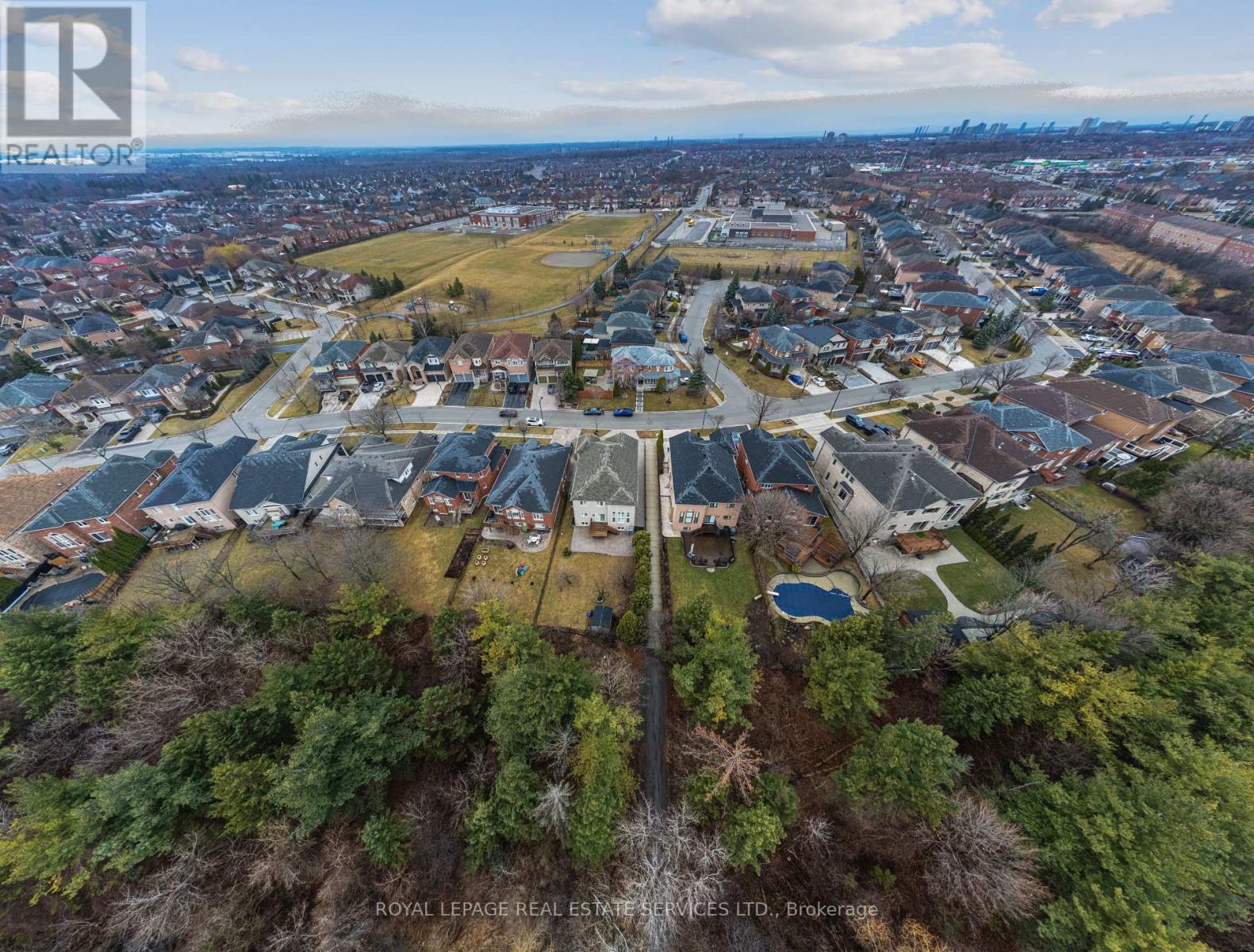 6457 Western Skies Way, Mississauga, Ontario  L5W 1H7 - Photo 49 - W12144274