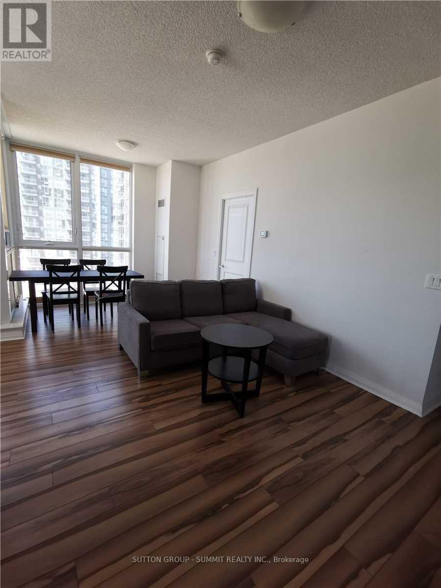 807 - 75 Eglinton Avenue W, Mississauga, Ontario  L5R 0E4 - Photo 4 - W12144284