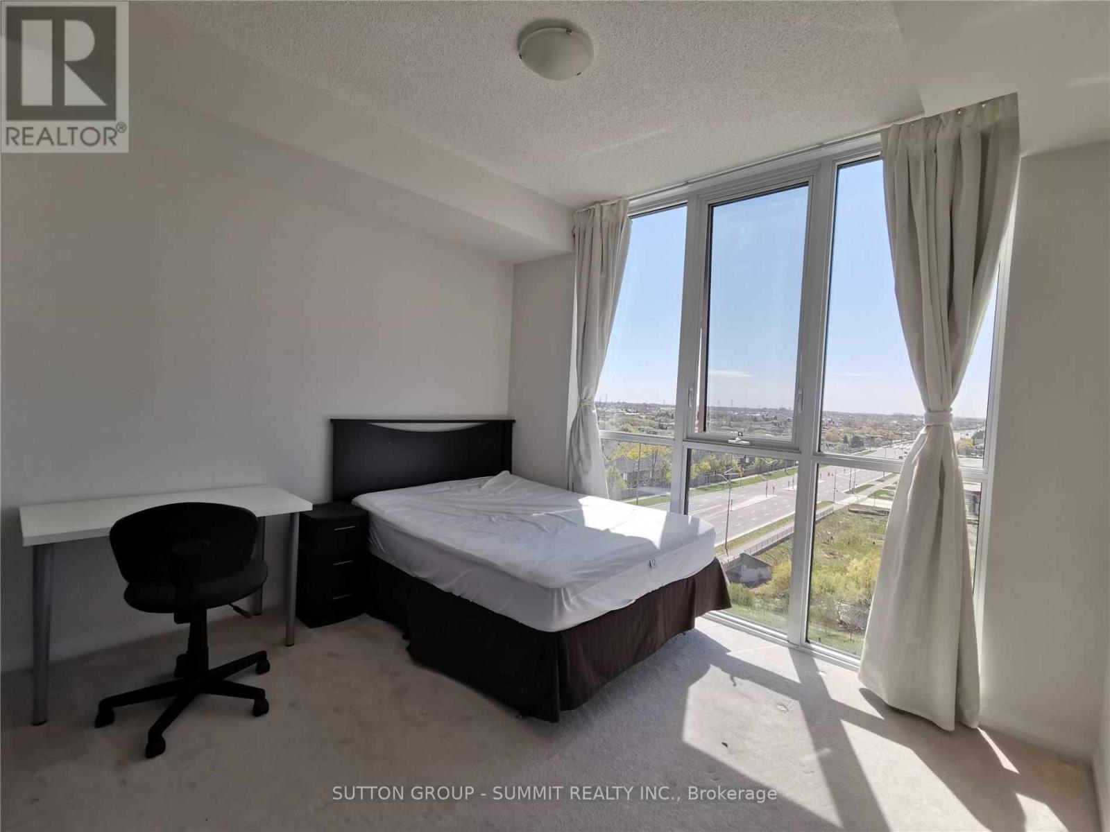 807 - 75 Eglinton Avenue W, Mississauga, Ontario  L5R 0E4 - Photo 6 - W12144284