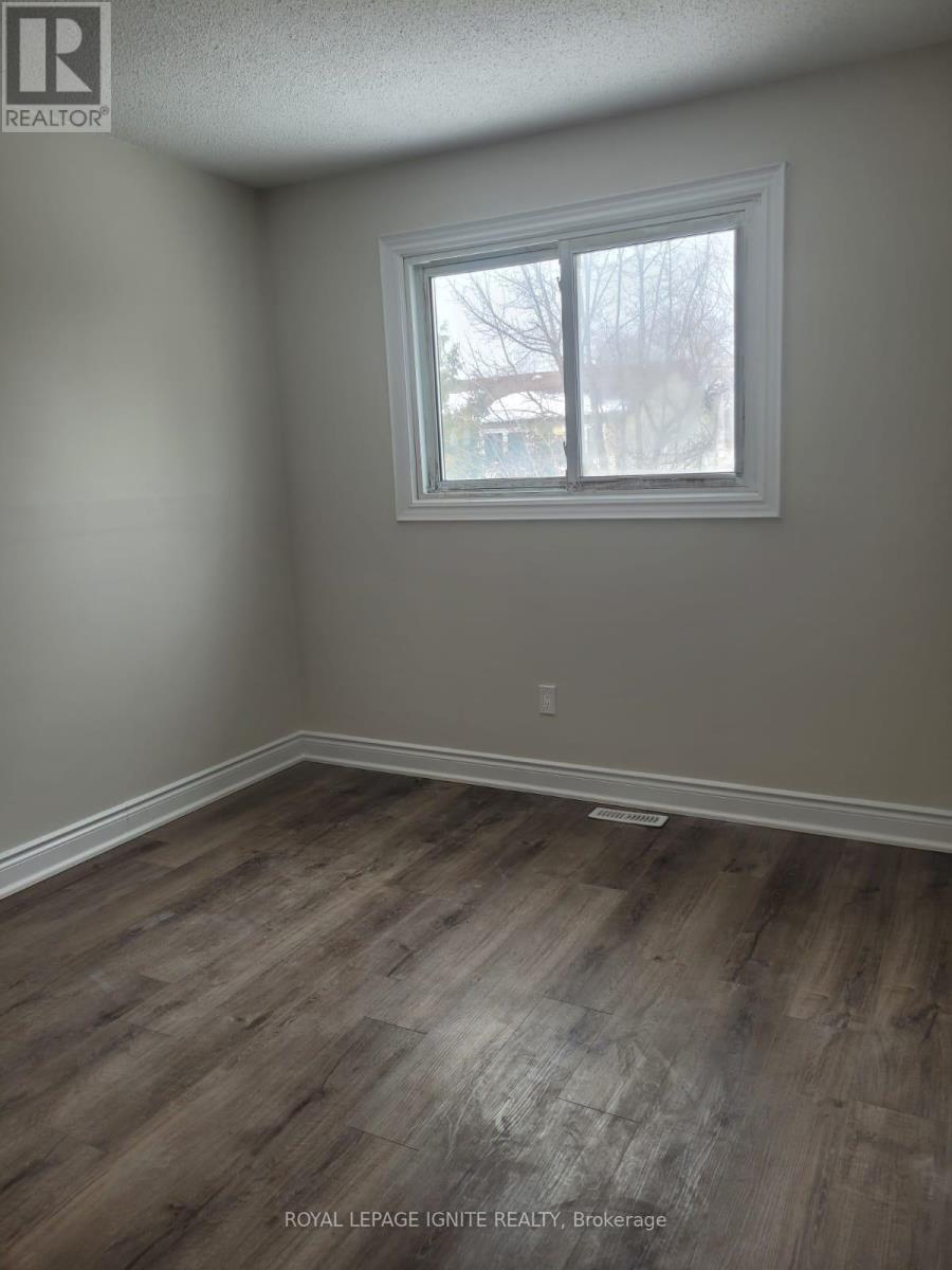 Upper - 26 Carberry Crescent, Brampton, Ontario  L6V 2E9 - Photo 10 - W12144316