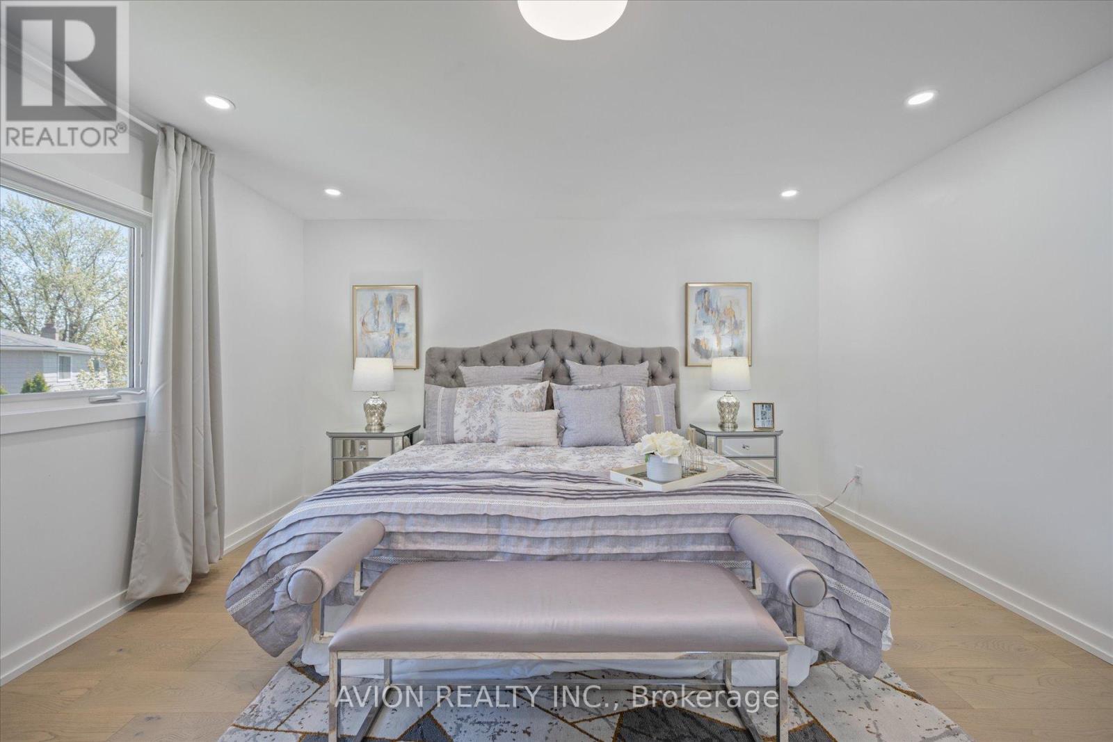 1397 Highgate Court, Oakville, Ontario  L6H 2V4 - Photo 17 - W12144323