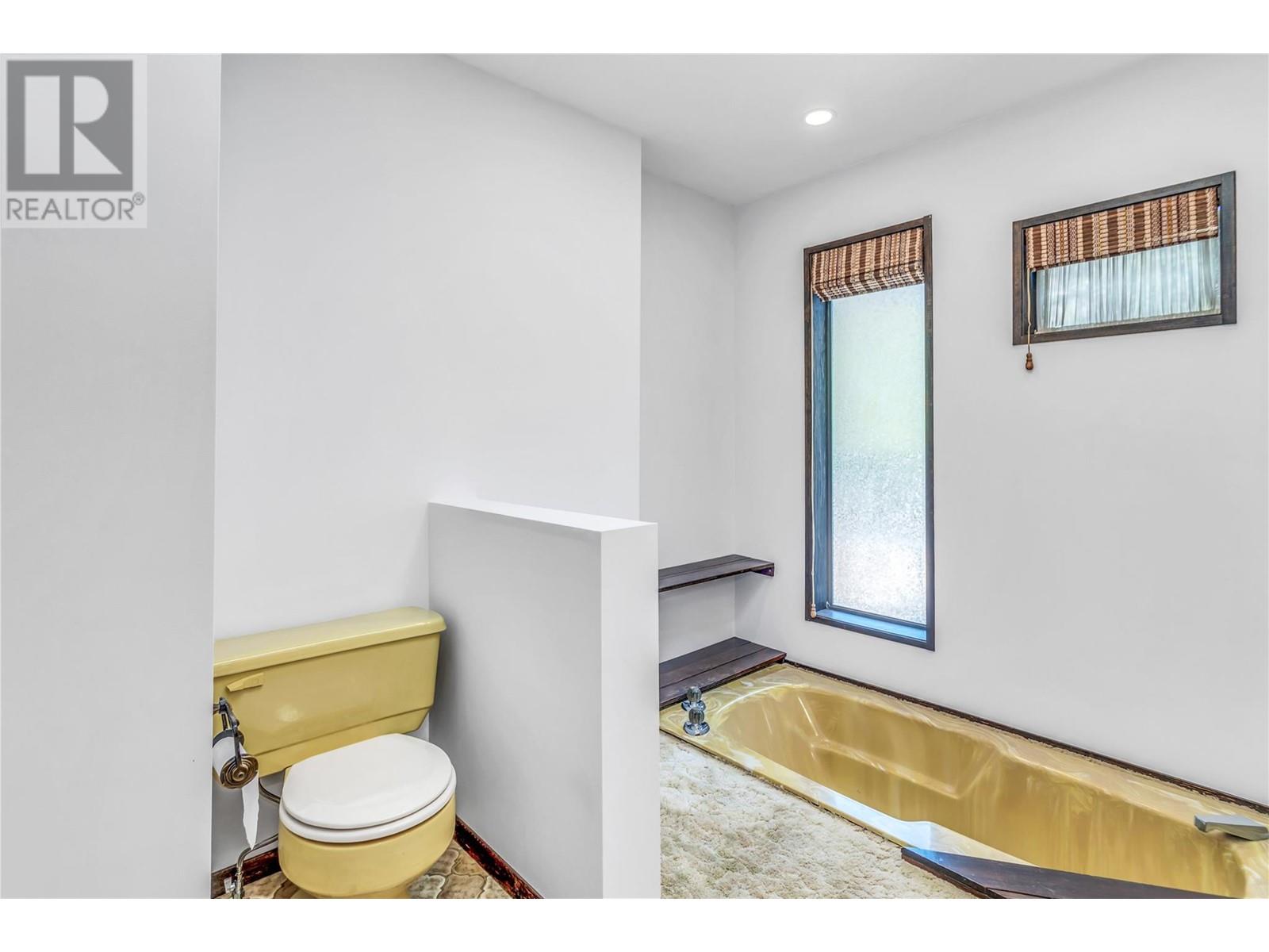 770 Raymer Road, Kelowna, BC V1W1H8