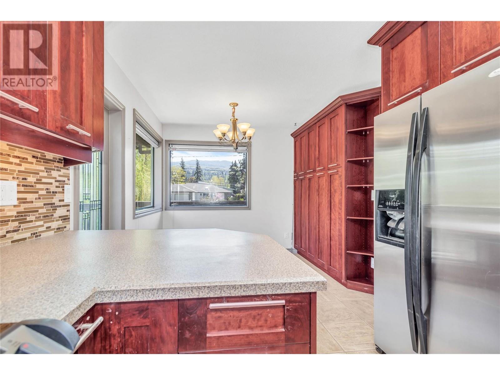 770 Raymer Road, Kelowna, BC V1W1H8