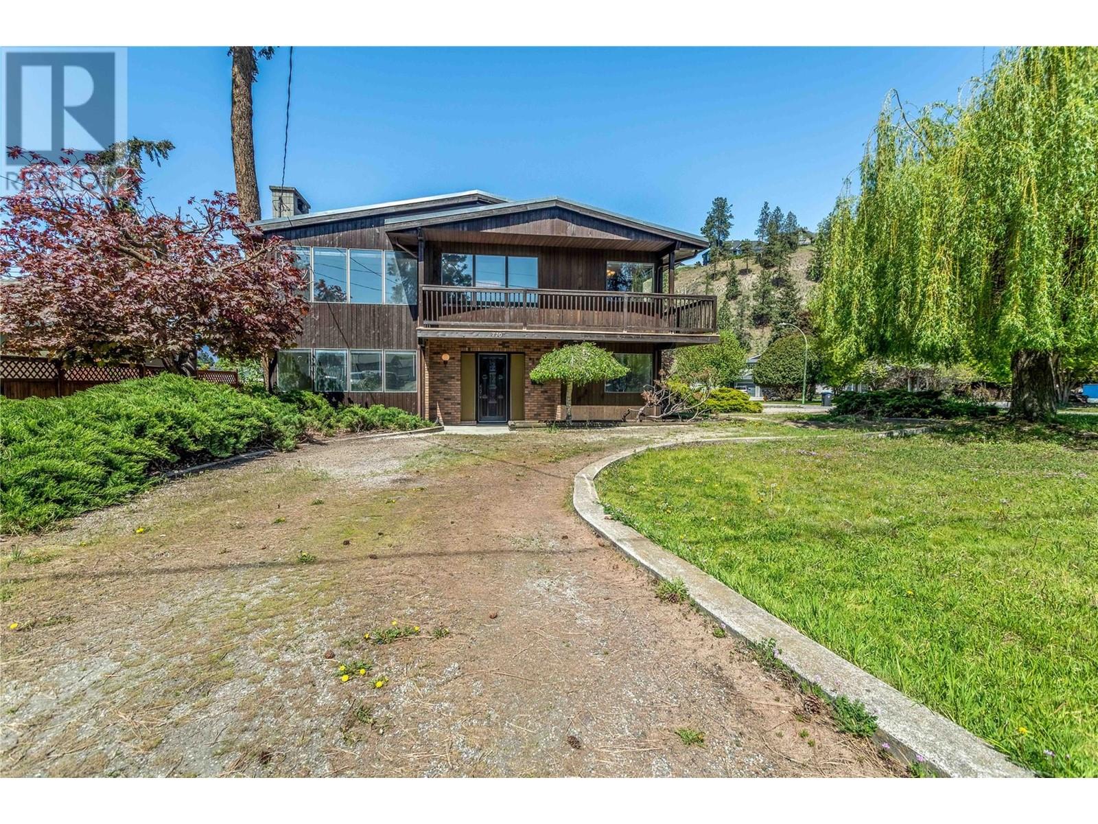 770 Raymer Road, Kelowna, BC V1W1H8