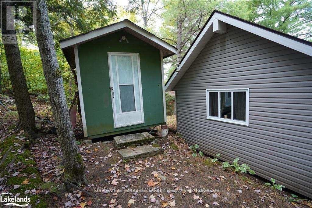 121 Healey, The Archipelago, Ontario  P2A 2W8 - Photo 37 - X12029590