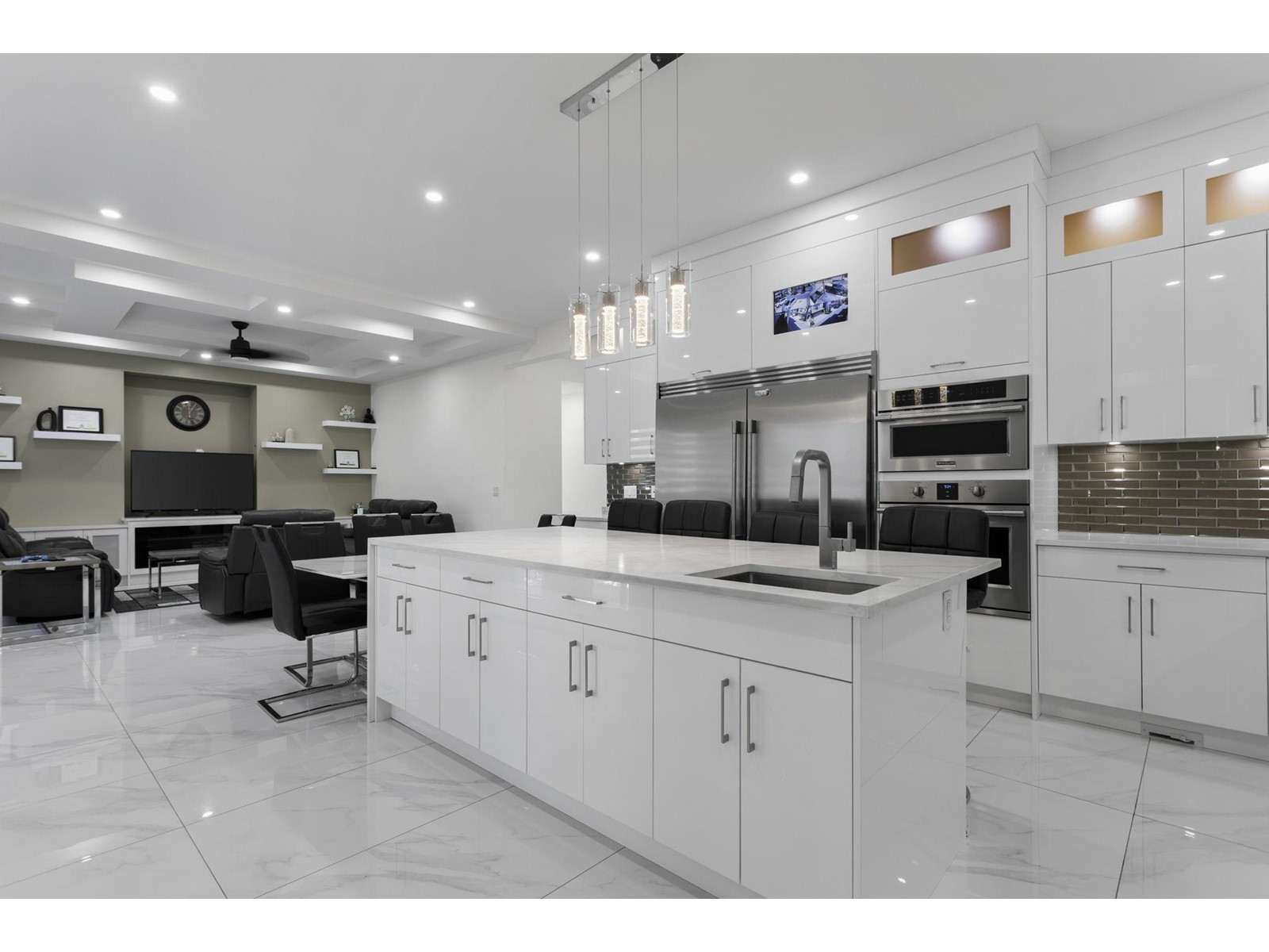 Property at 19 4295 OLD CLAYBURN ROAD image 4