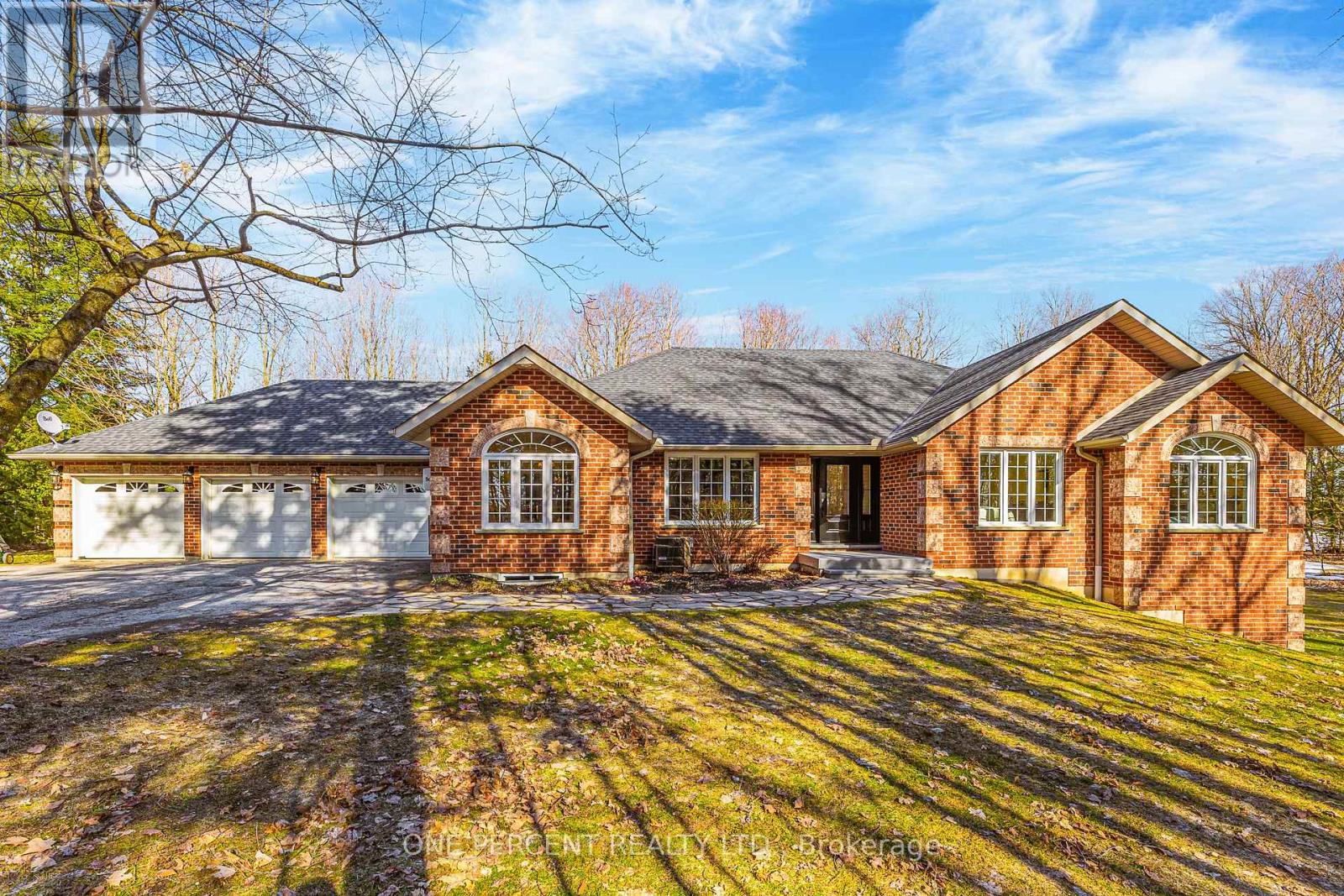 Property at 834603 4TH LINE image 1