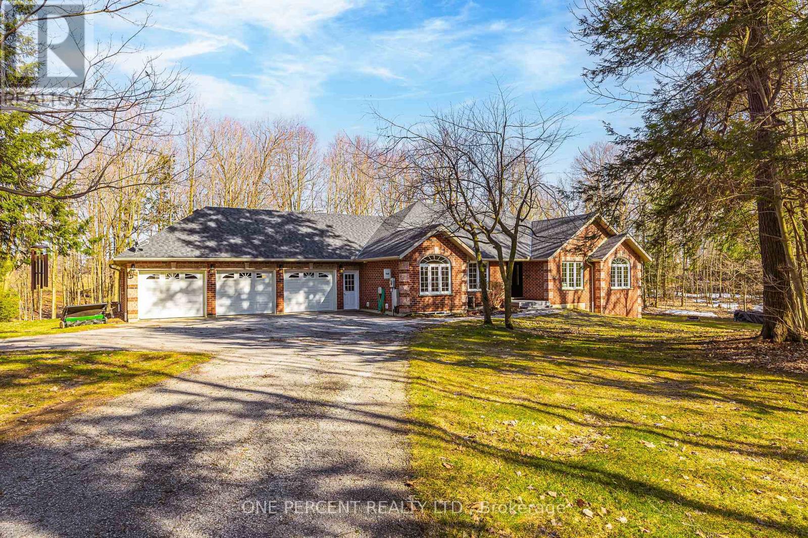 Property at 834603 4TH LINE image 2