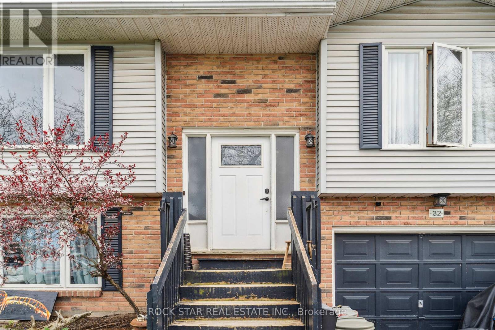 Property at 32 HEMLOCK STREET image 4