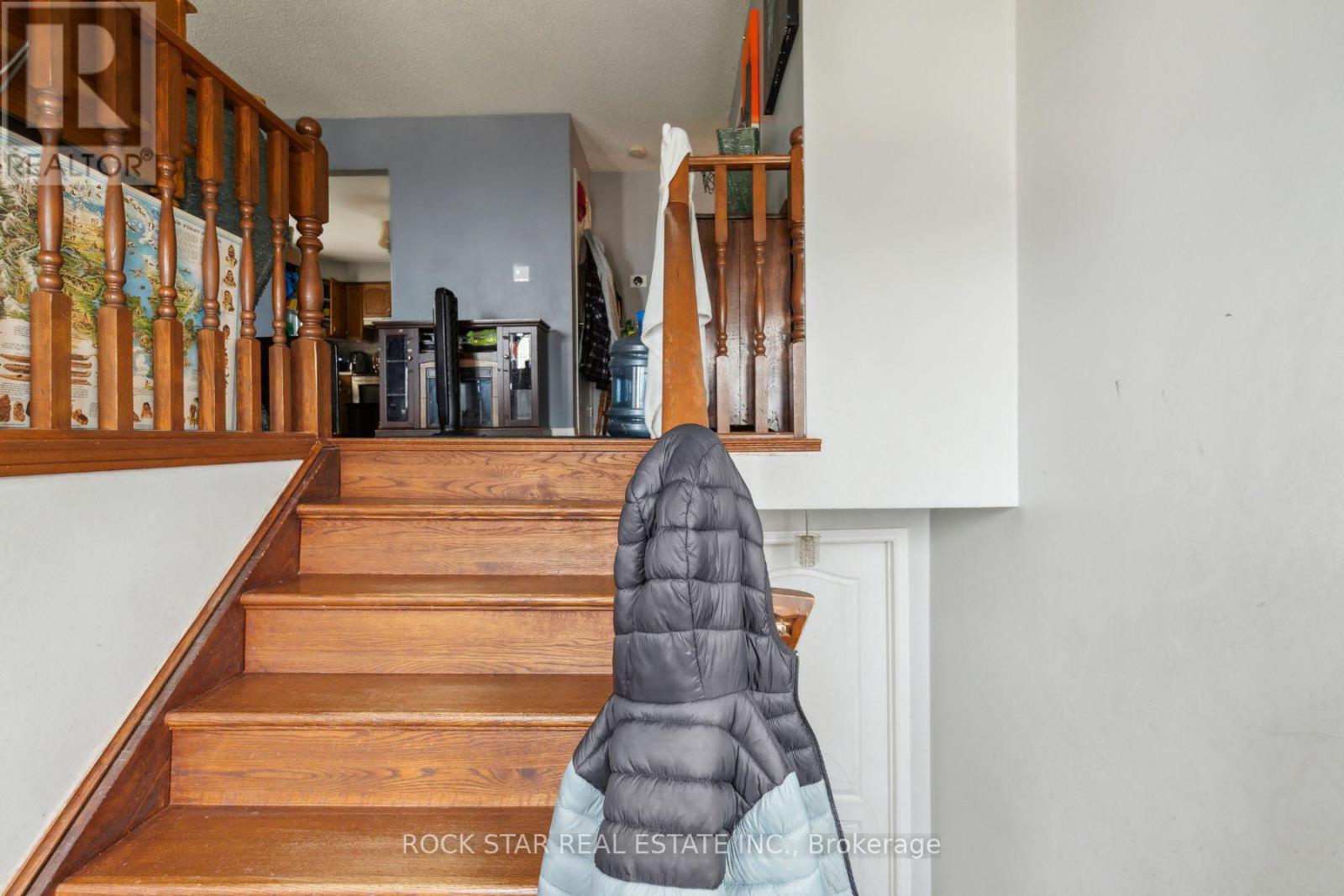 Property at 32 HEMLOCK STREET image 5